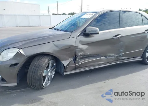 2010 Mercedes-Benz E 350 z USA, uszkodzony, nr VIN WDDHF5GB4AA104322